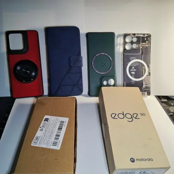 Motorola Edge 50 (512GB, 12GB) 6.7 Factory Unlocked & Dual SIM - Global 5G/4G g